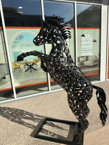 Sculpture Cheval « Metal Triangles »