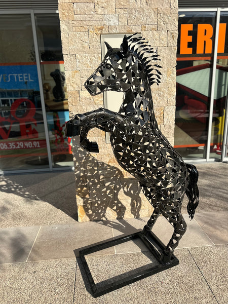 Sculpture Cheval « Metal Triangles »